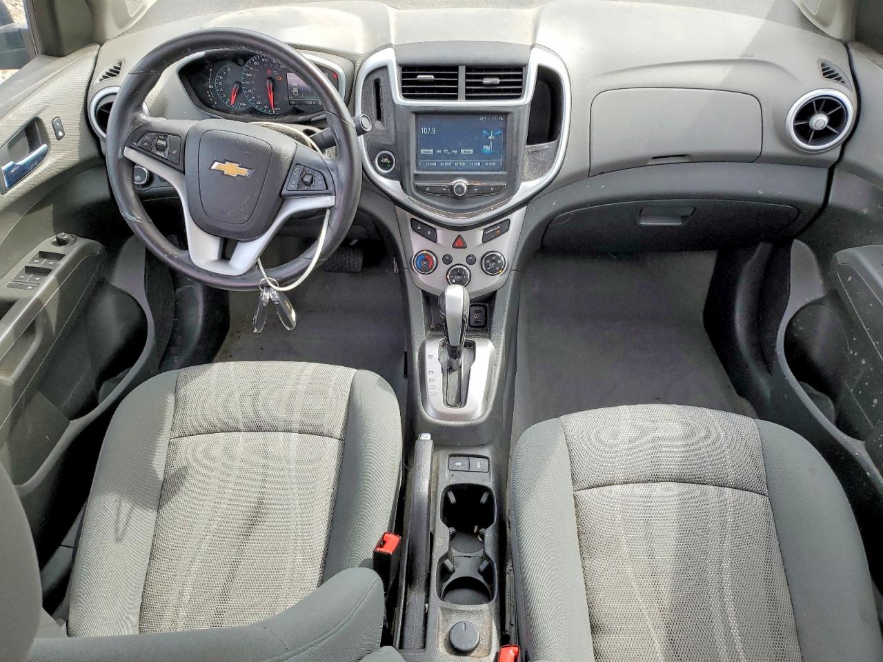 2017 CHEVROLET SONIC LT photo 15