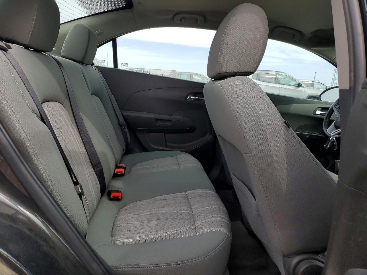 2017 CHEVROLET SONIC LT photo 19