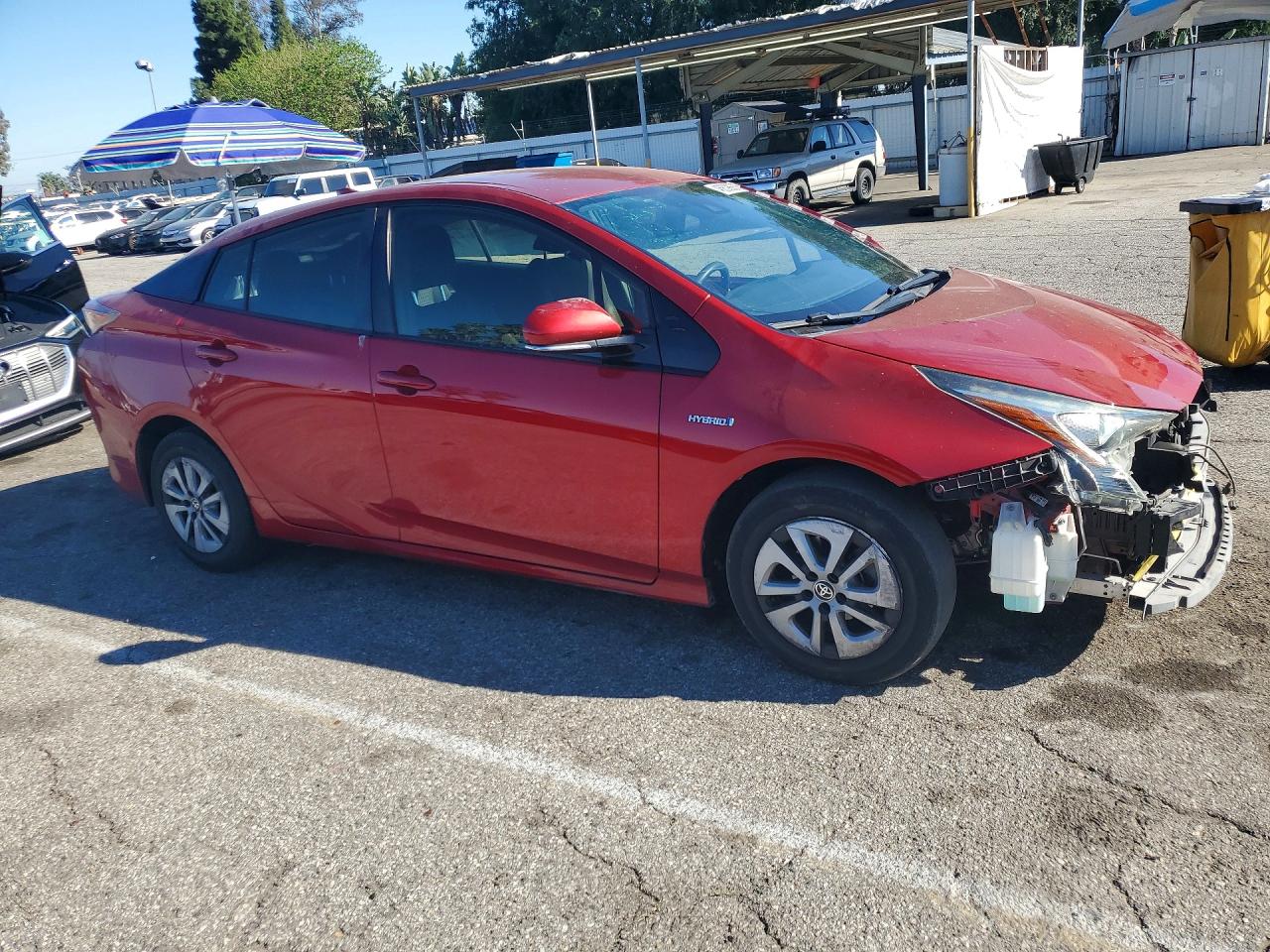 2017 TOYOTA PRIUS photo 4