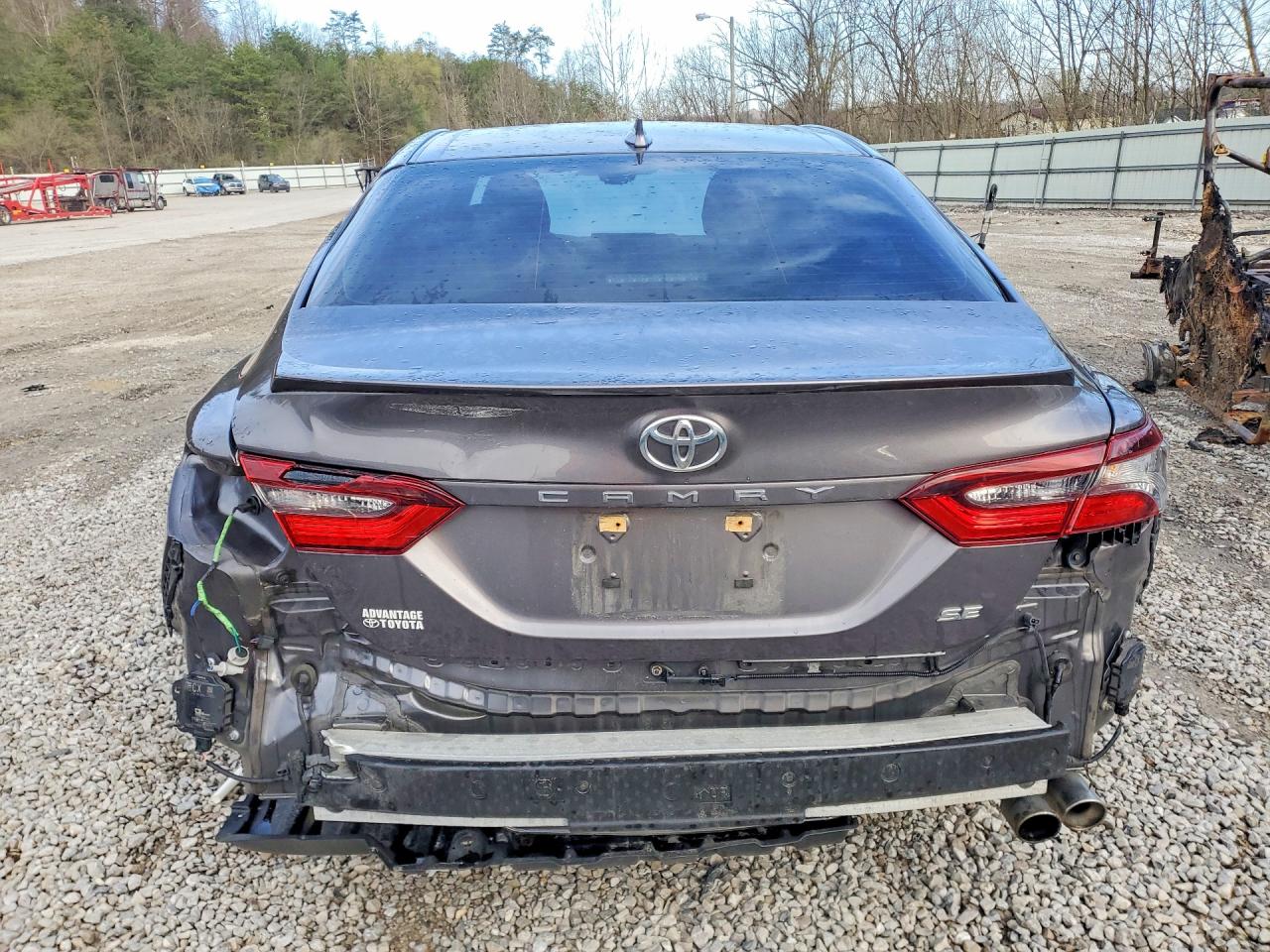 2023 TOYOTA CAMRY SE photo 6