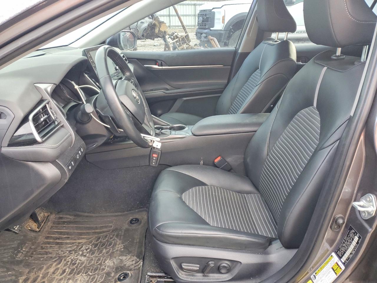 2023 TOYOTA CAMRY SE photo 7