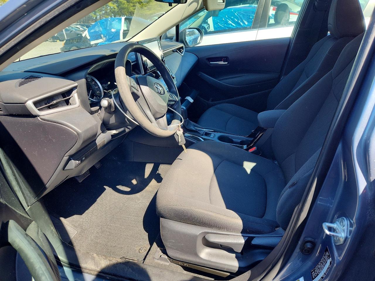 2021 TOYOTA COROLLA LE photo 13