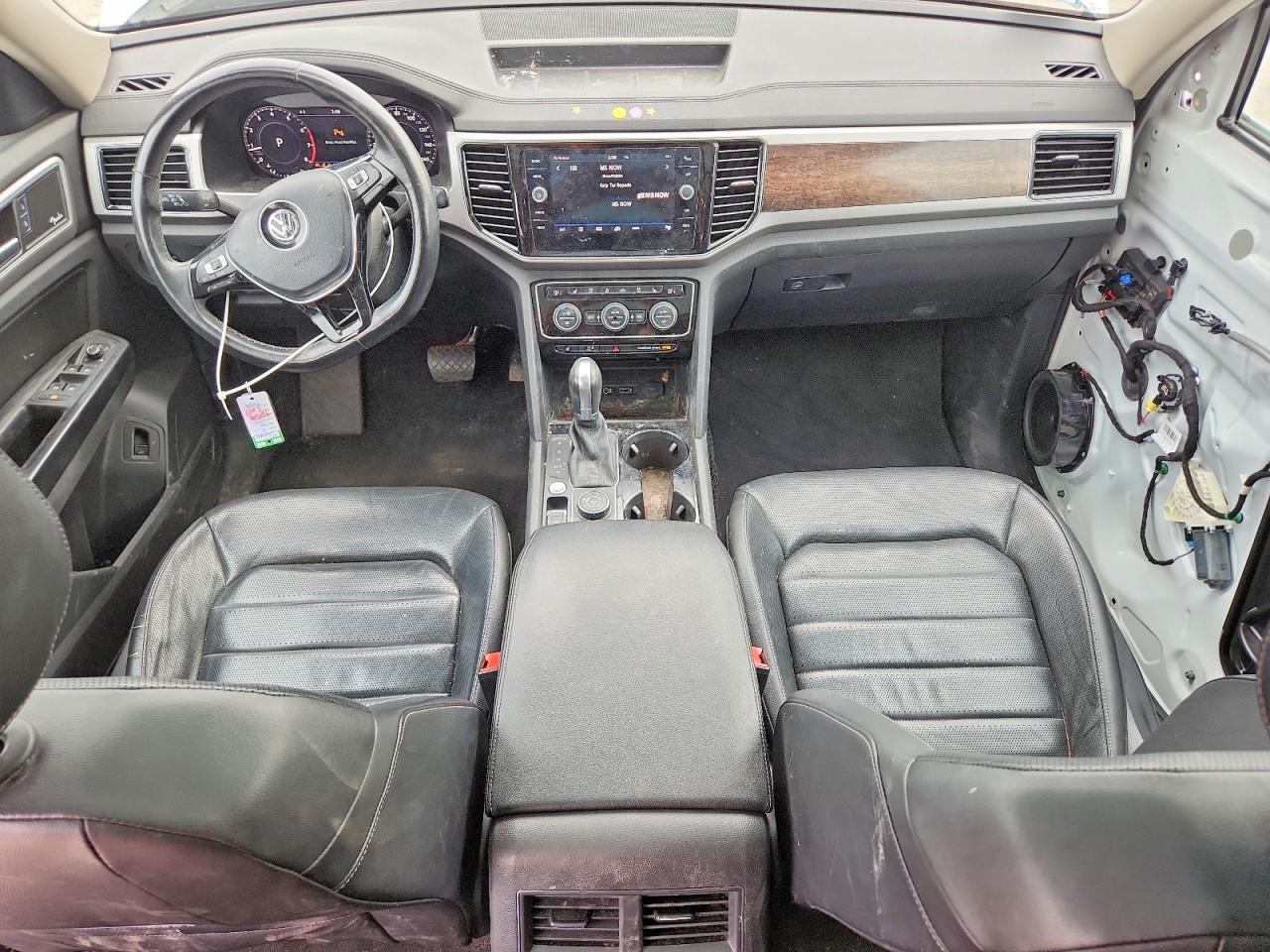 2018 VOLKSWAGEN ATLAS SEL PREMIUM photo 15