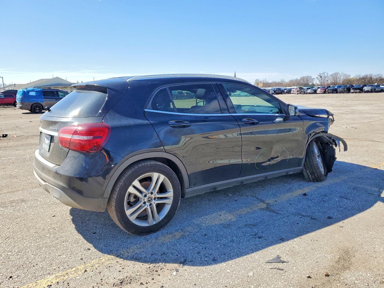 2019 MERCEDES-BENZ GLA 250 4MATIC photo 5