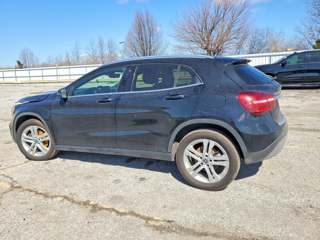2019 MERCEDES-BENZ GLA 250 4MATIC photo 3
