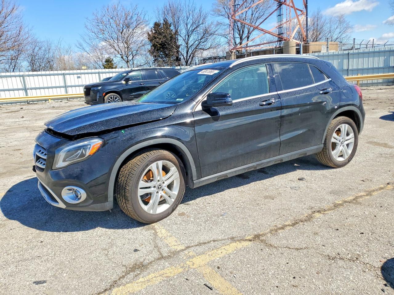 2019 MERCEDES-BENZ GLA