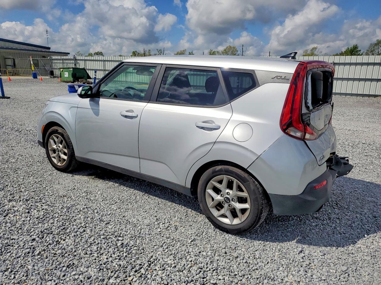 2021 KIA SOUL S photo 2