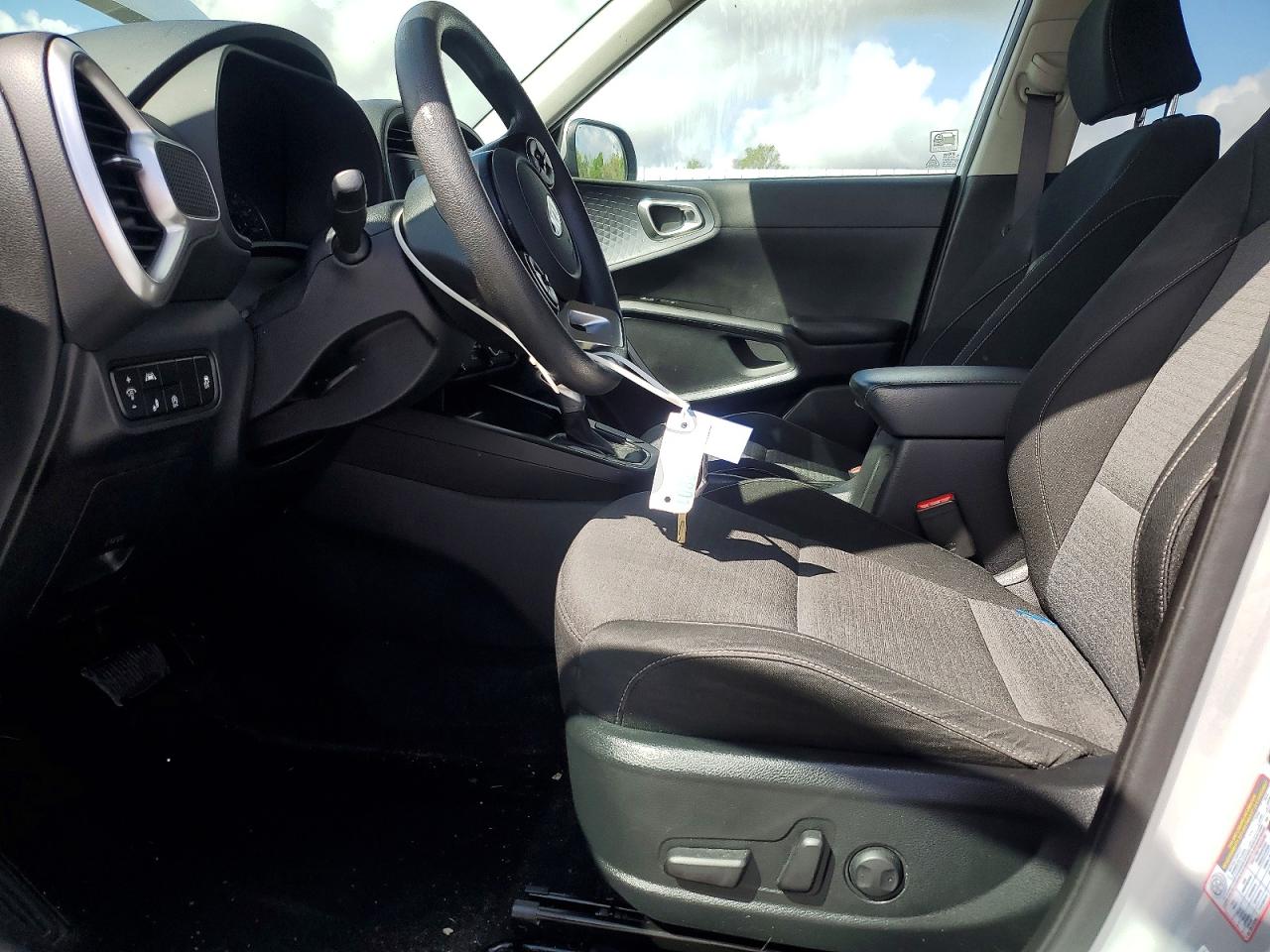 2021 KIA SOUL S photo 7