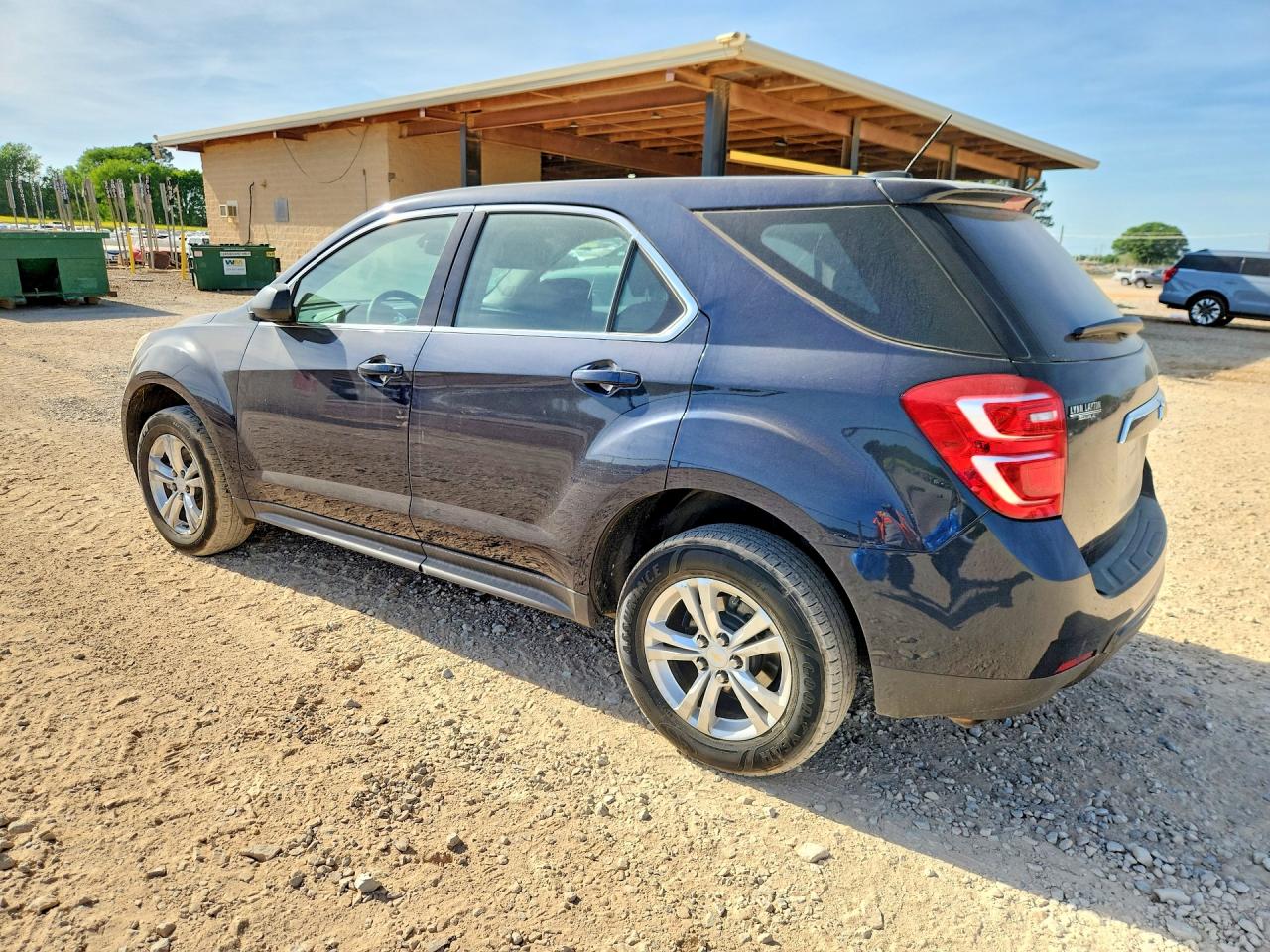 2017 CHEVROLET EQUINOX LS photo 2
