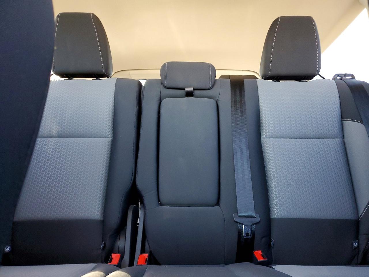 2019 FORD ESCAPE SE photo 10