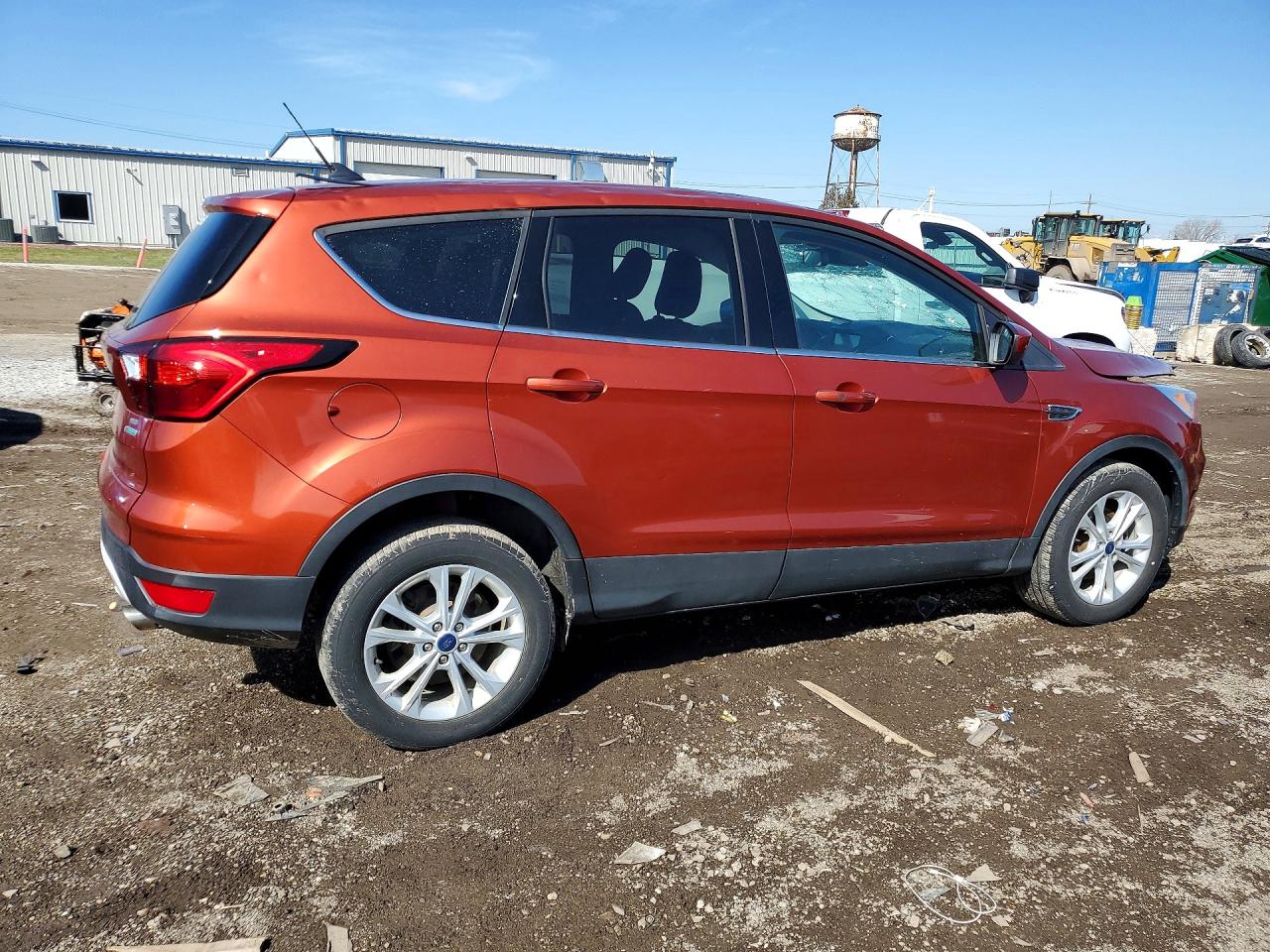 2019 FORD ESCAPE SE photo 3