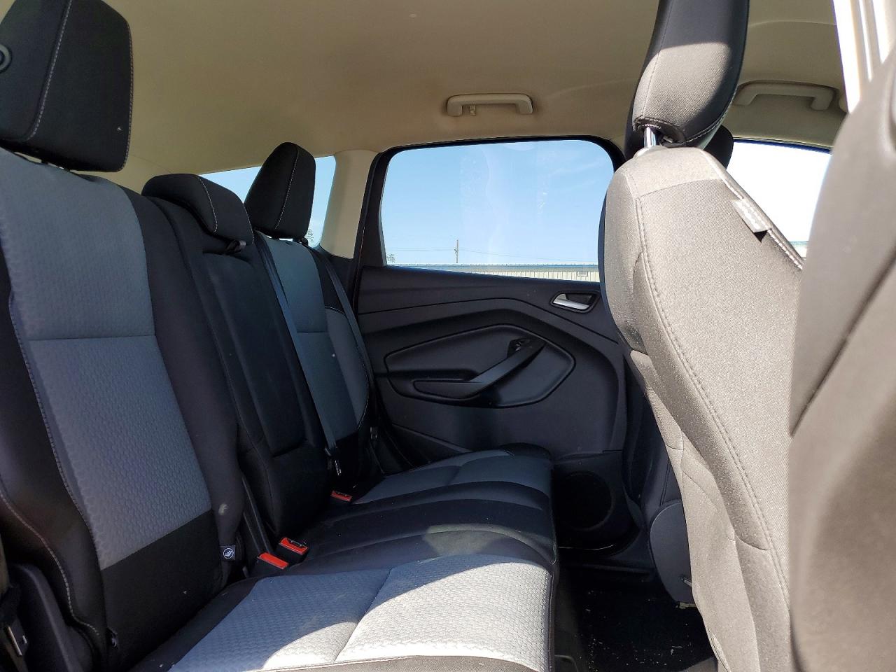 2019 FORD ESCAPE SE photo 11