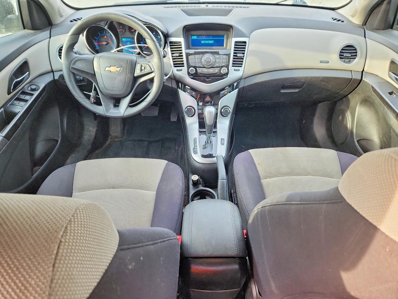 2014 CHEVROLET CRUZE LS photo 8