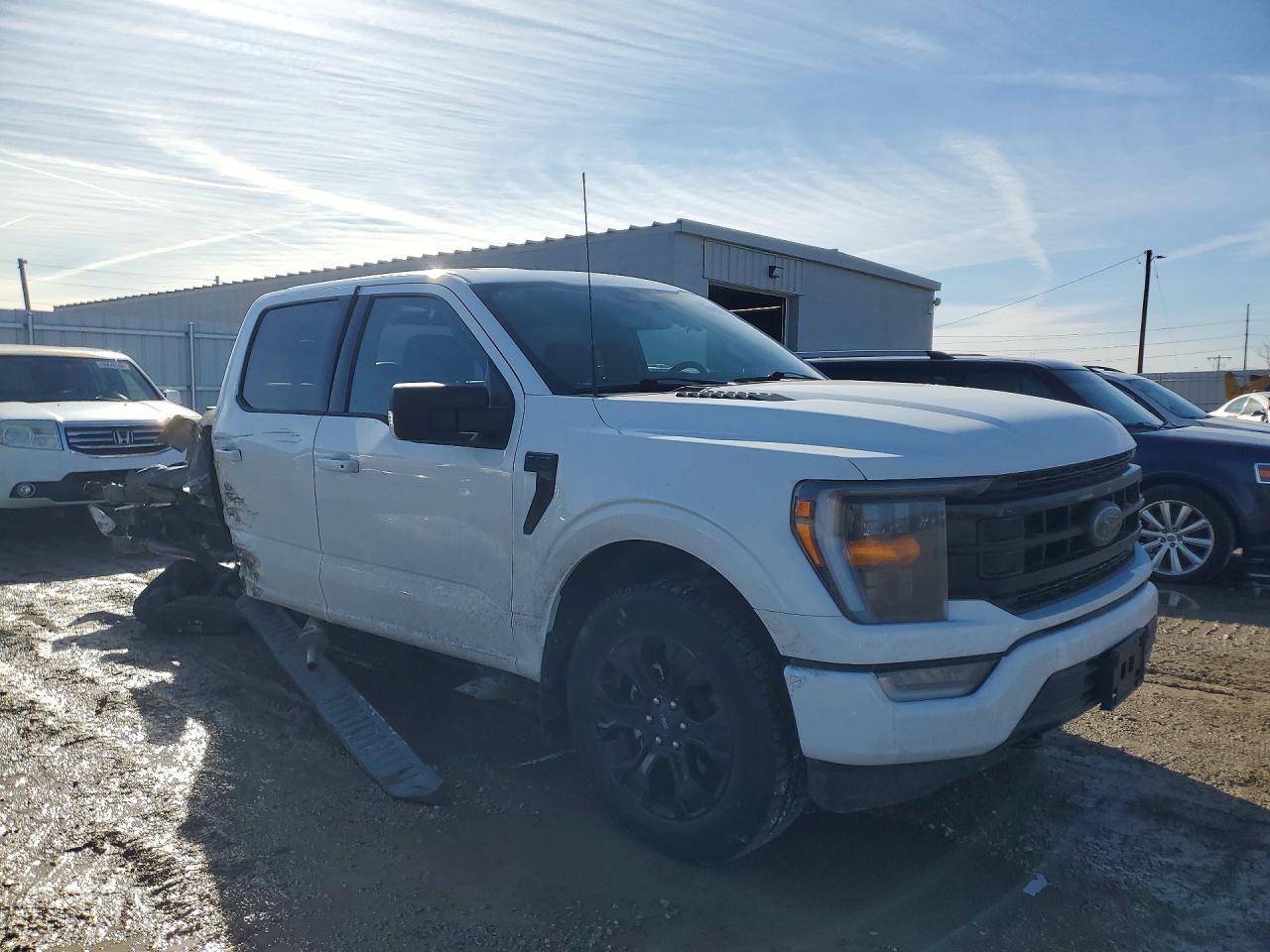 2023 FORD F150 SUPERCREW photo 10