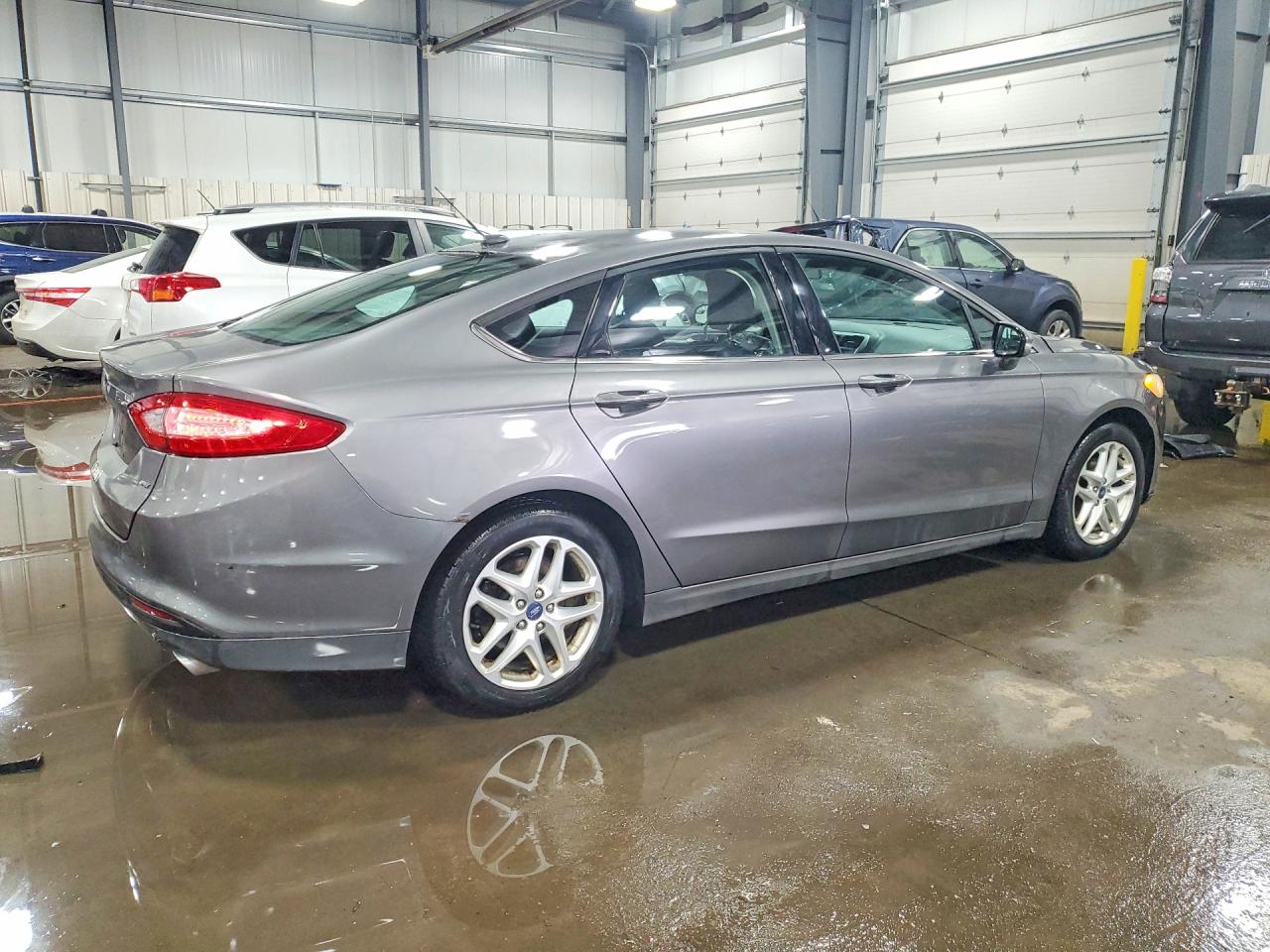 2013 FORD FUSION SE photo 5