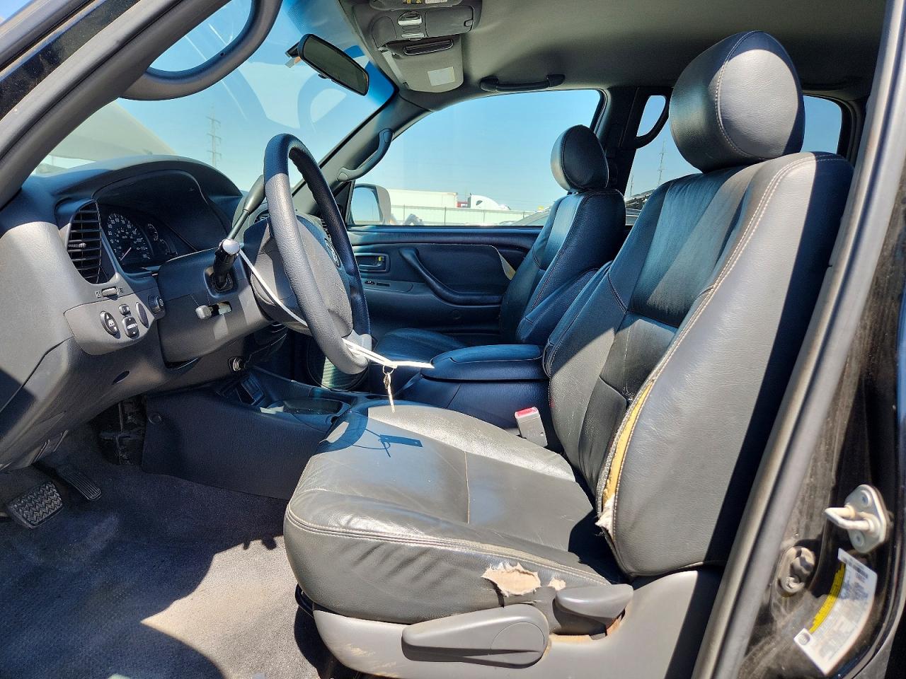2005 TOYOTA TUNDRA SR5 photo 13
