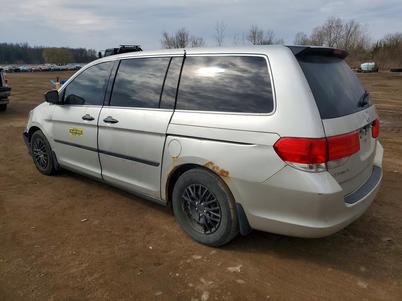 2008 HONDA ODYSSEY LX photo 3