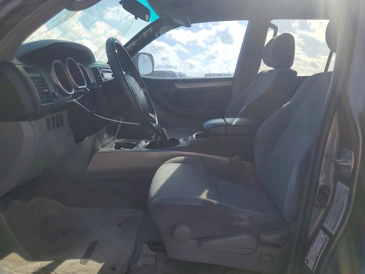 2005 TOYOTA 4RUNNER SR5 photo 13
