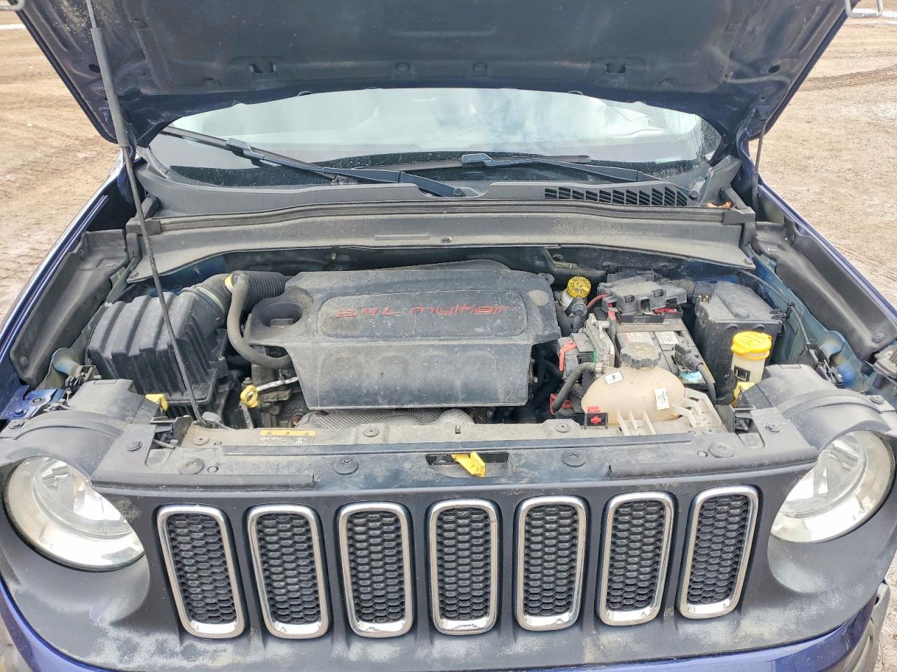 2017 JEEP RENEGADE SPORT photo 12
