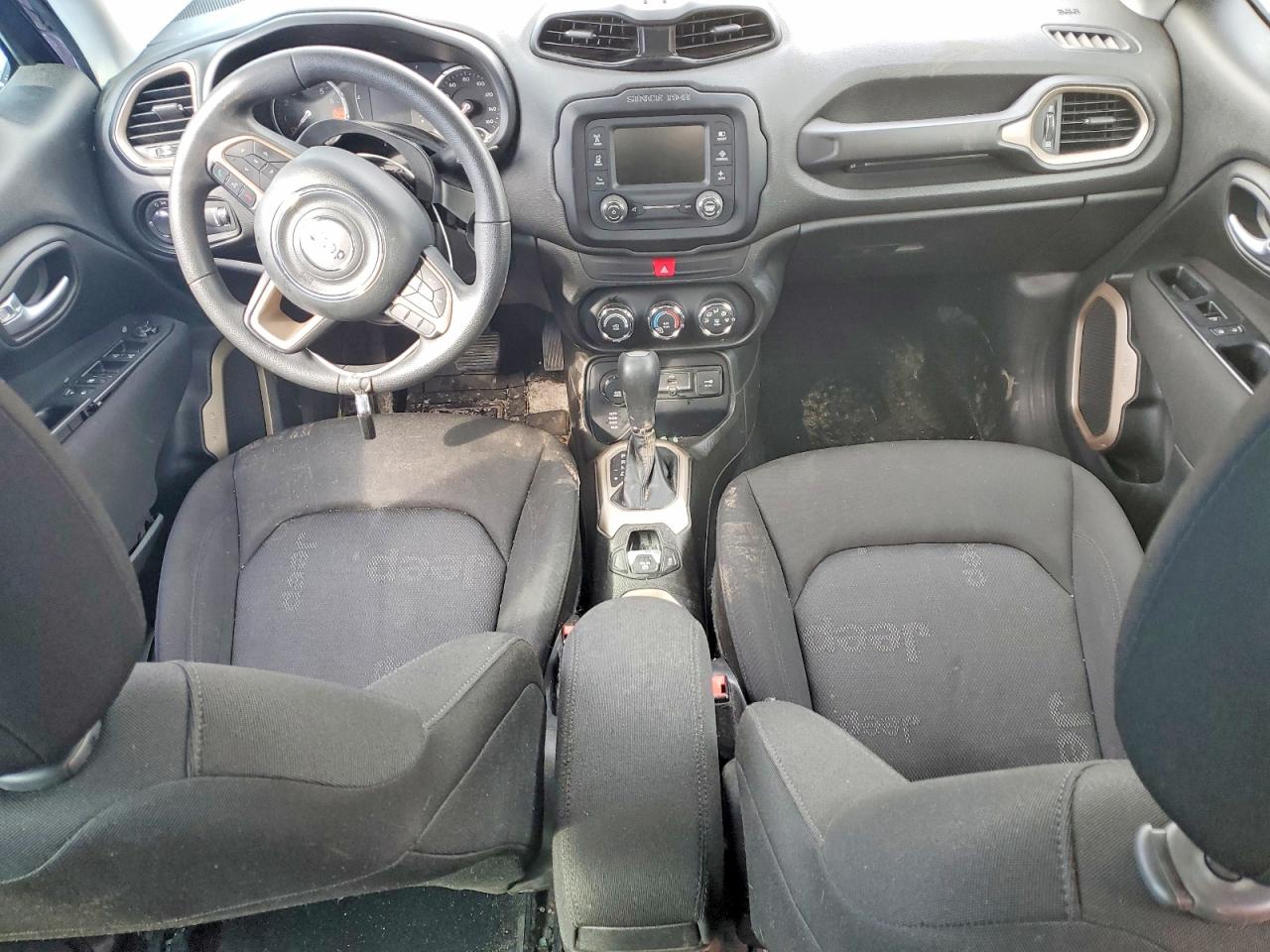 2017 JEEP RENEGADE SPORT photo 8