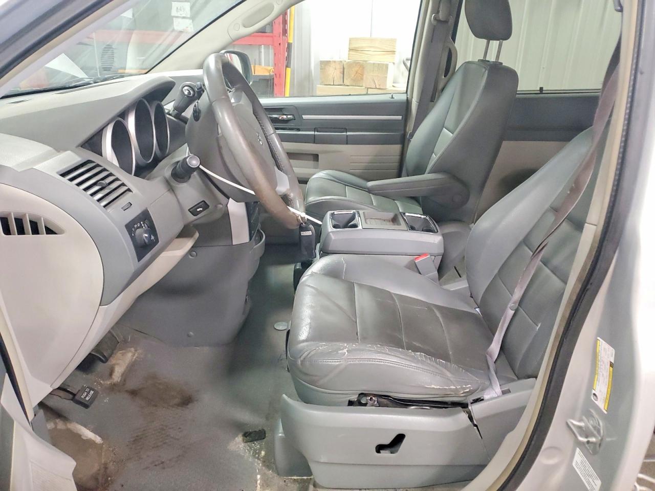 2008 DODGE GRAND CARAVAN SXT photo 13