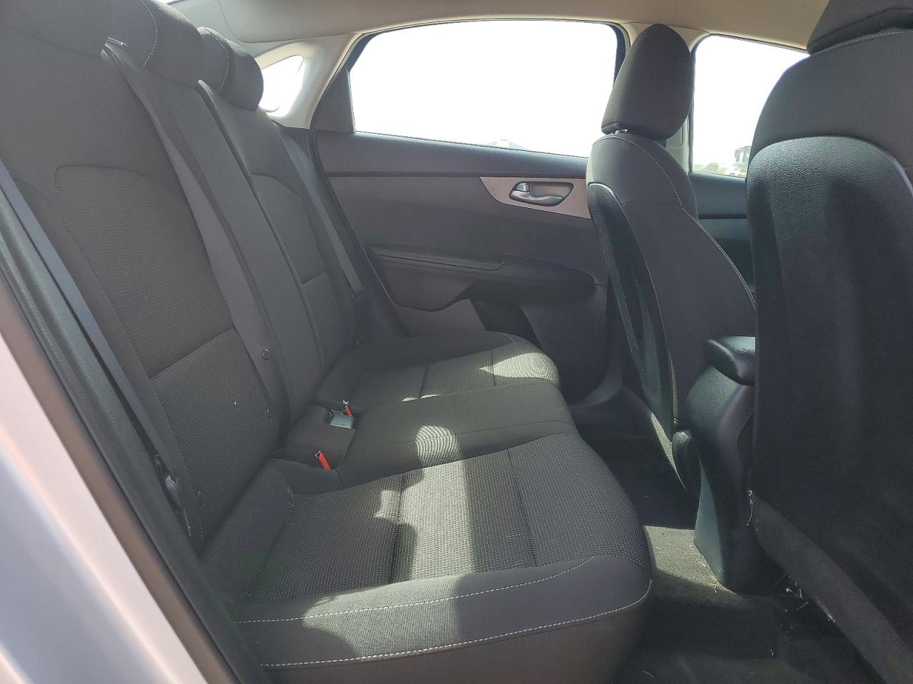 2020 KIA FORTE LXS photo 19