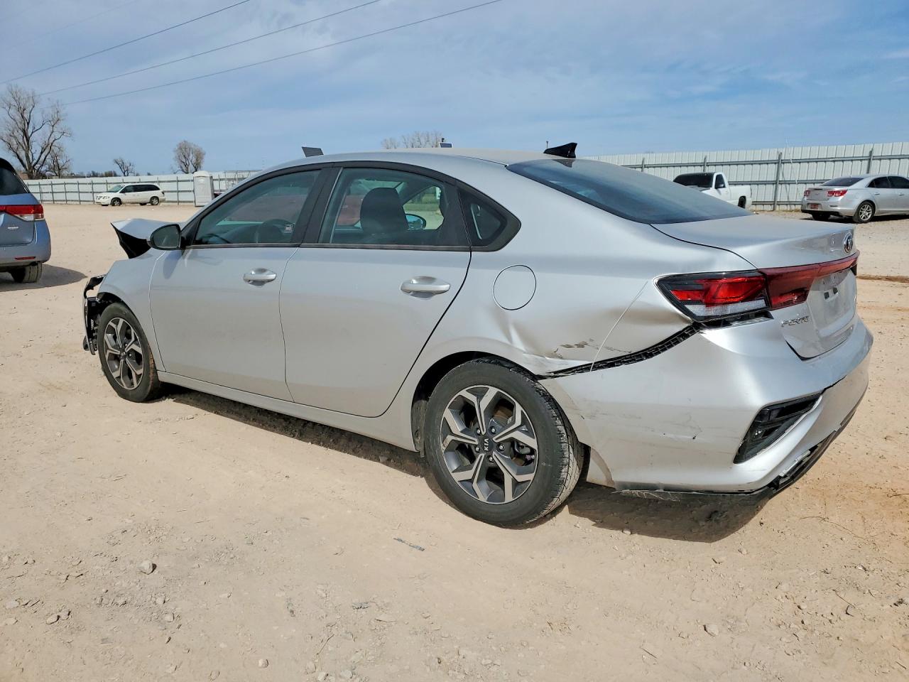 2020 KIA FORTE LXS photo 3