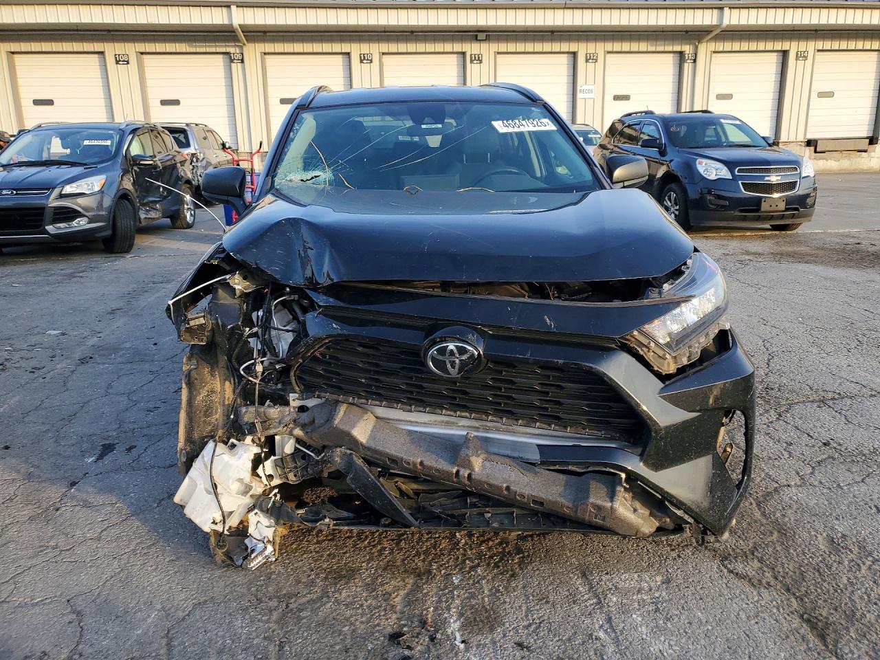 2021 TOYOTA RAV4 LE photo 9