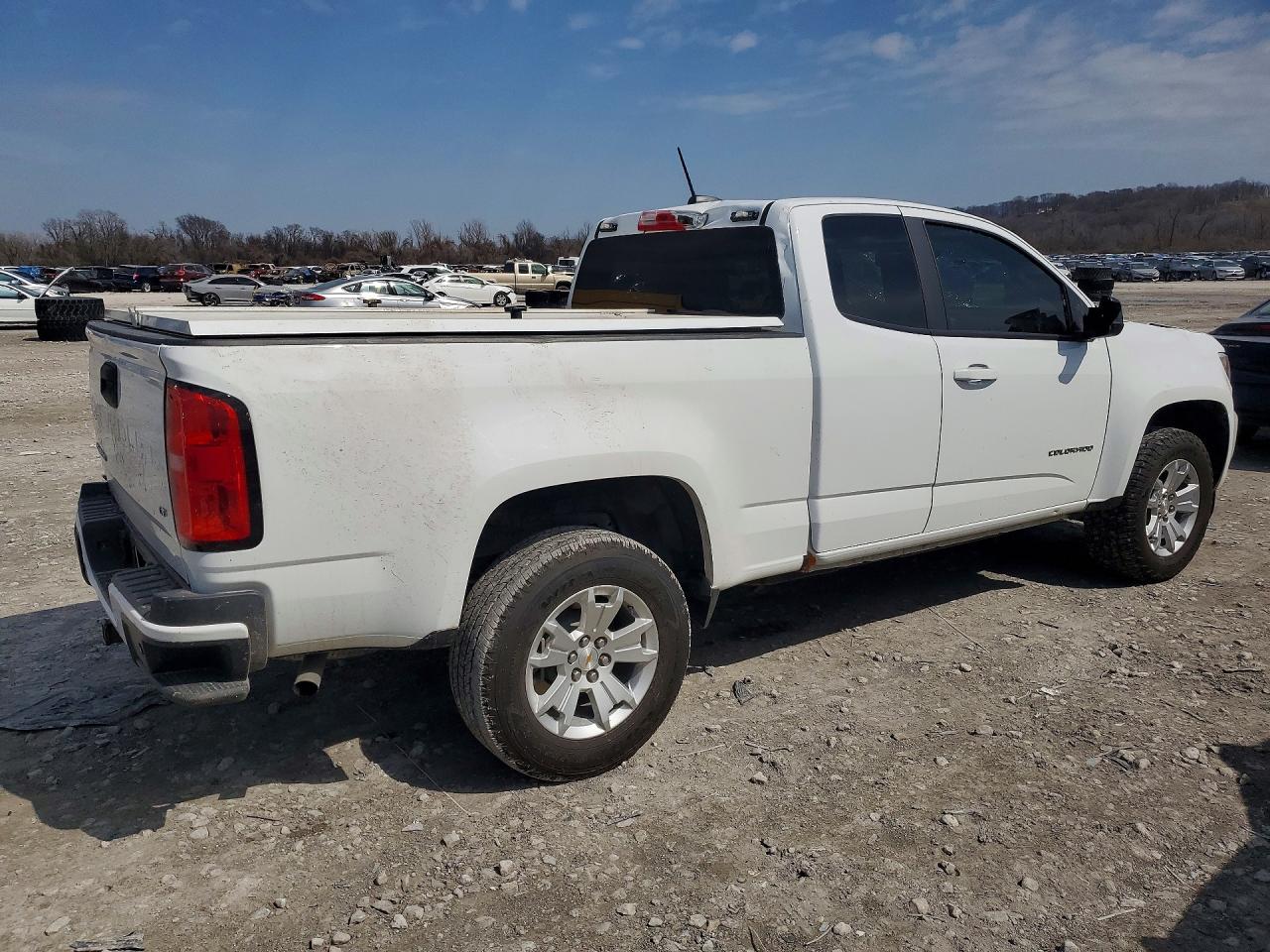 2022 CHEVROLET COLORADO LT photo 3