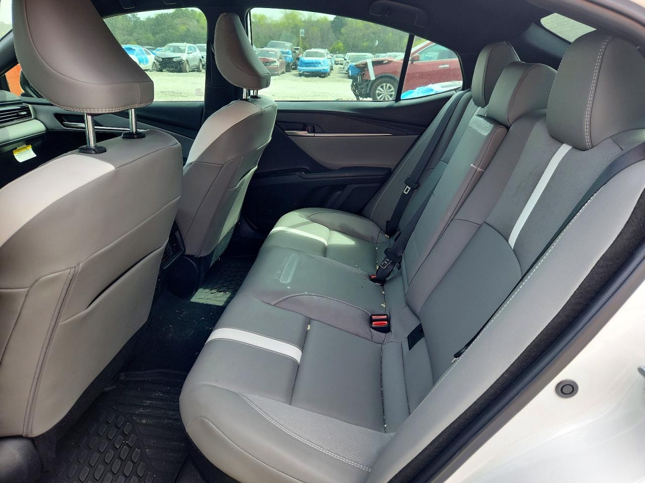 2025 TOYOTA CAMRY SE photo 19