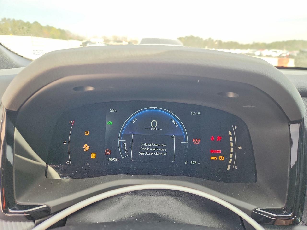 2025 TOYOTA CAMRY SE photo 17