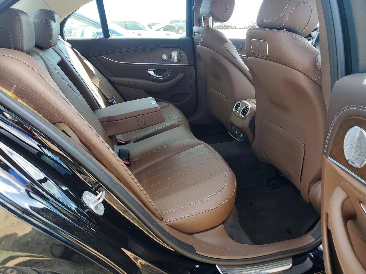 2018 MERCEDES-BENZ E 300 4MATIC photo 19