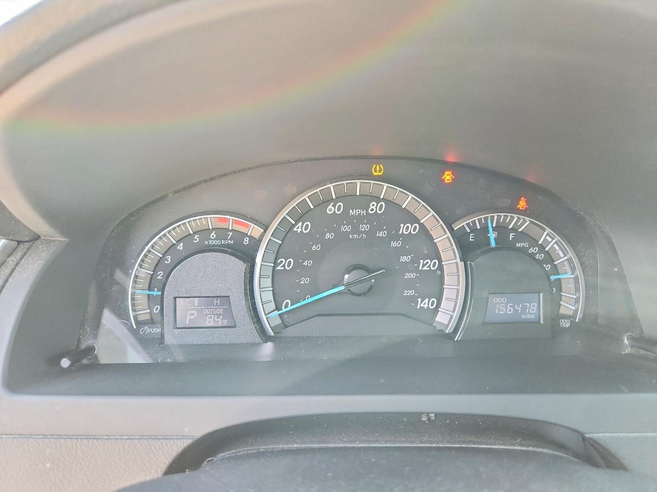 2013 TOYOTA CAMRY SE photo 9