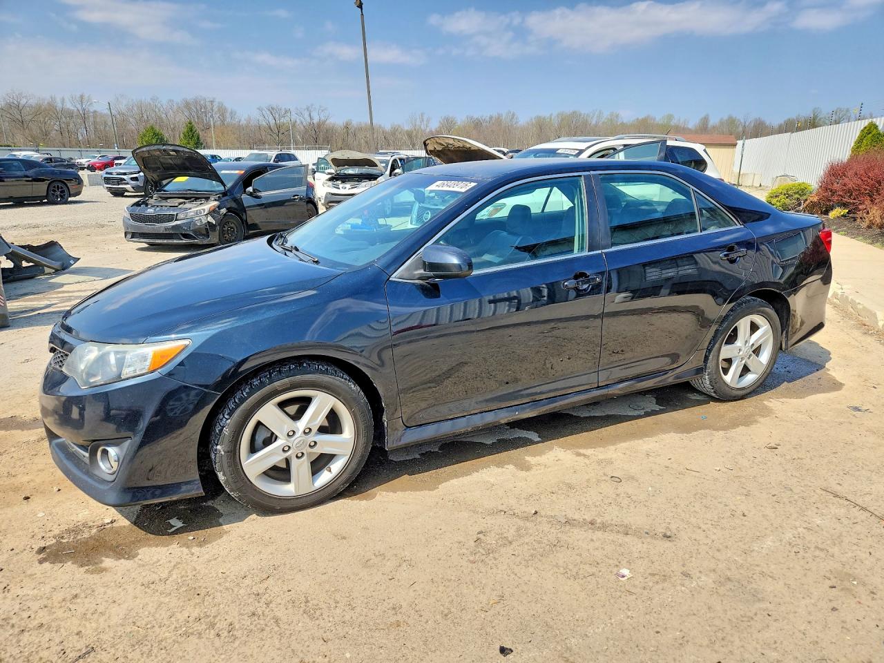 2013 TOYOTA CAMRY