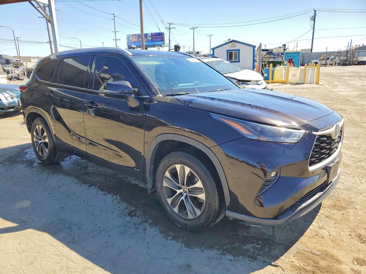 2022 TOYOTA HIGHLANDER HYBRID XLE photo 7