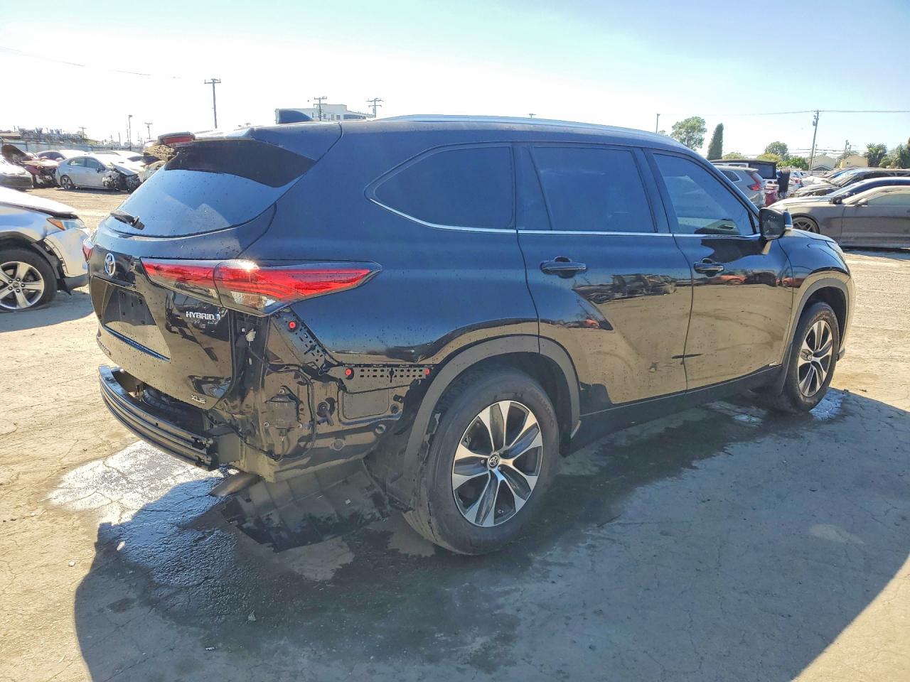 2022 TOYOTA HIGHLANDER HYBRID XLE photo 5