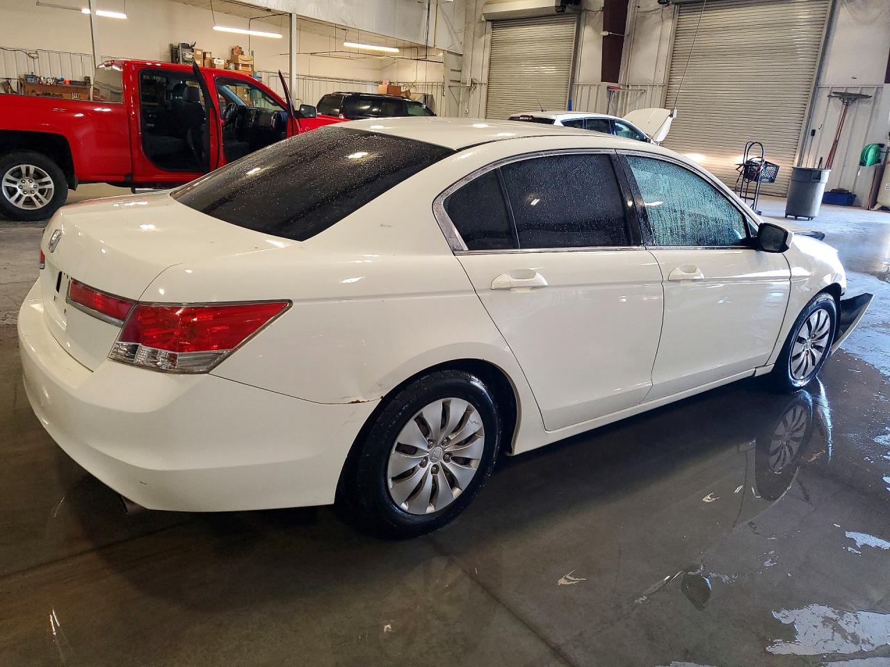 2012 HONDA ACCORD LX photo 5