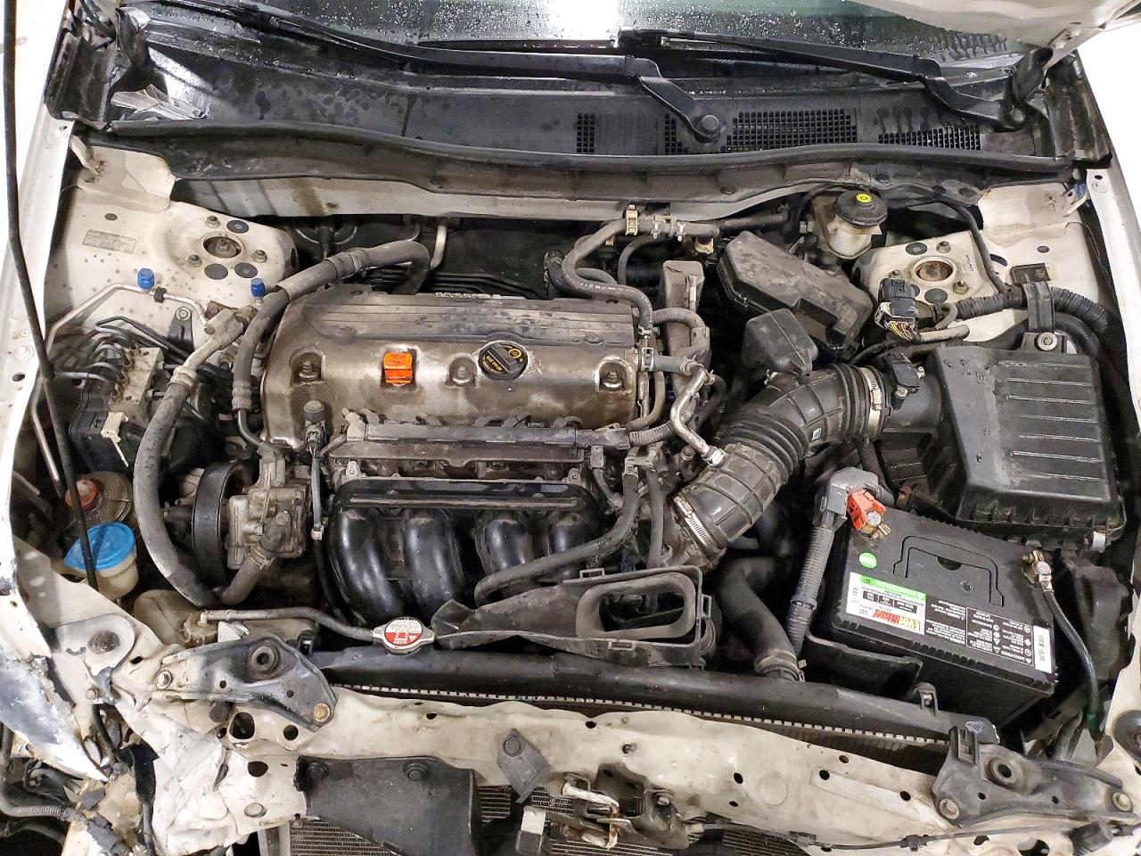 2012 HONDA ACCORD LX photo 21