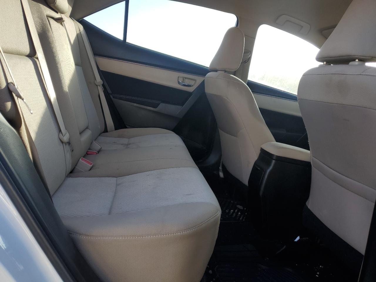 2016 TOYOTA COROLLA L photo 19