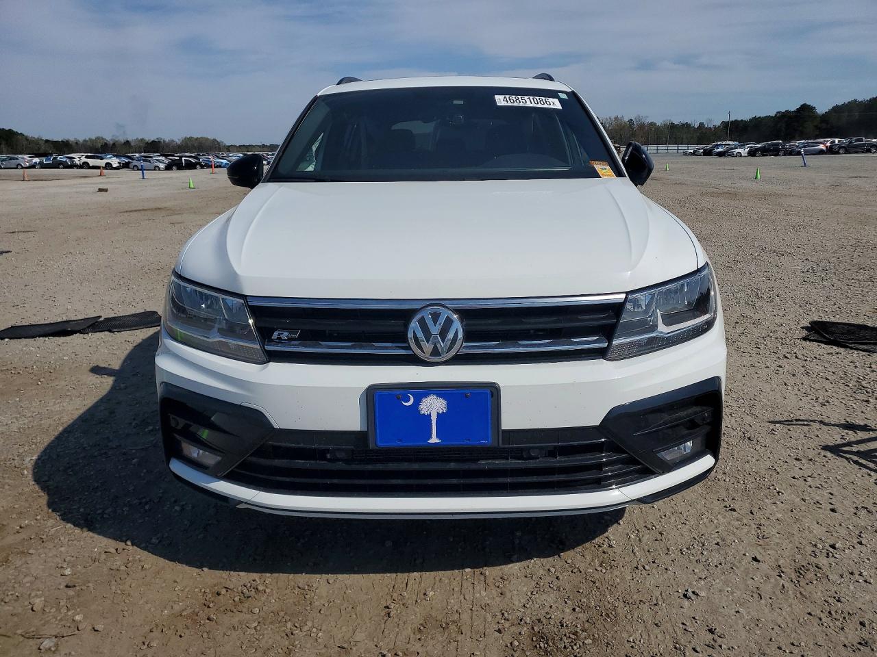 2020 VOLKSWAGEN TIGUAN SE photo 9