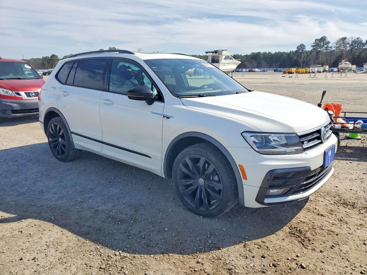 2020 VOLKSWAGEN TIGUAN SE photo 7