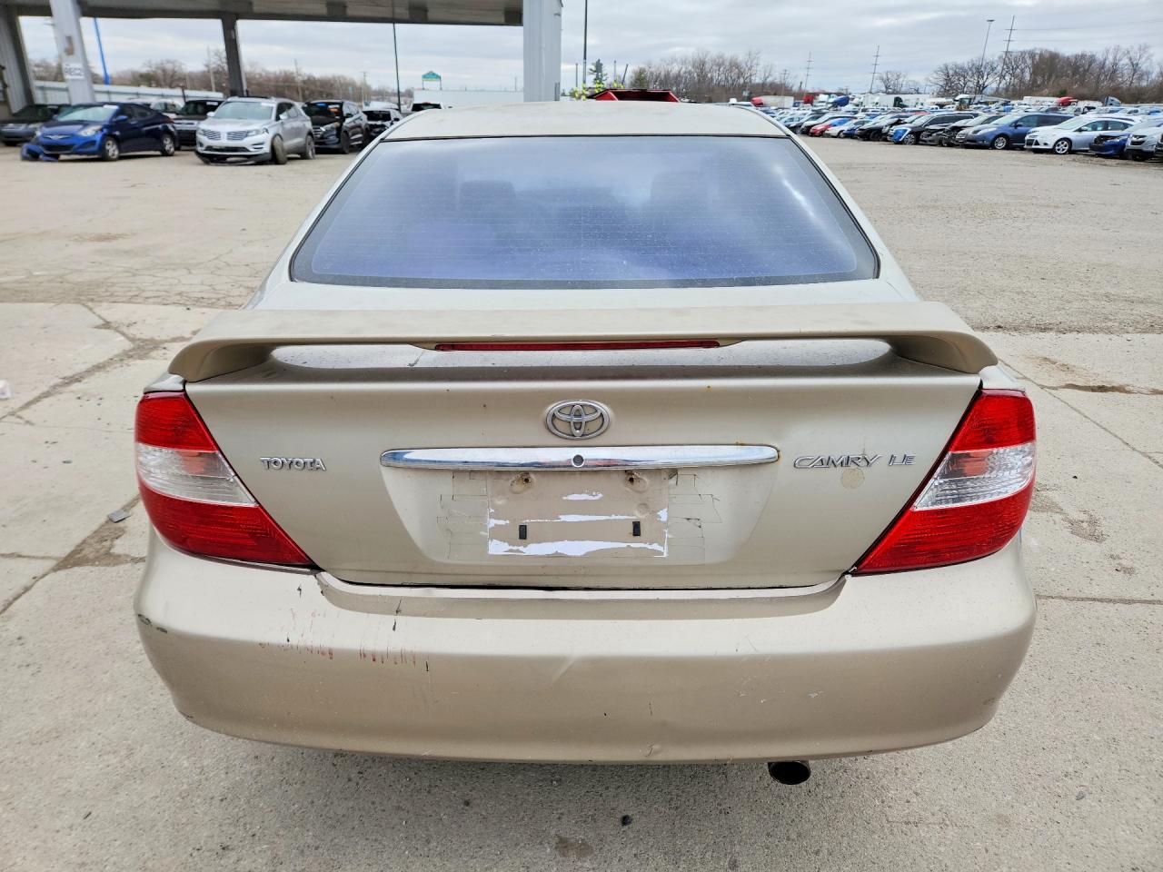 2004 TOYOTA CAMRY LE photo 6