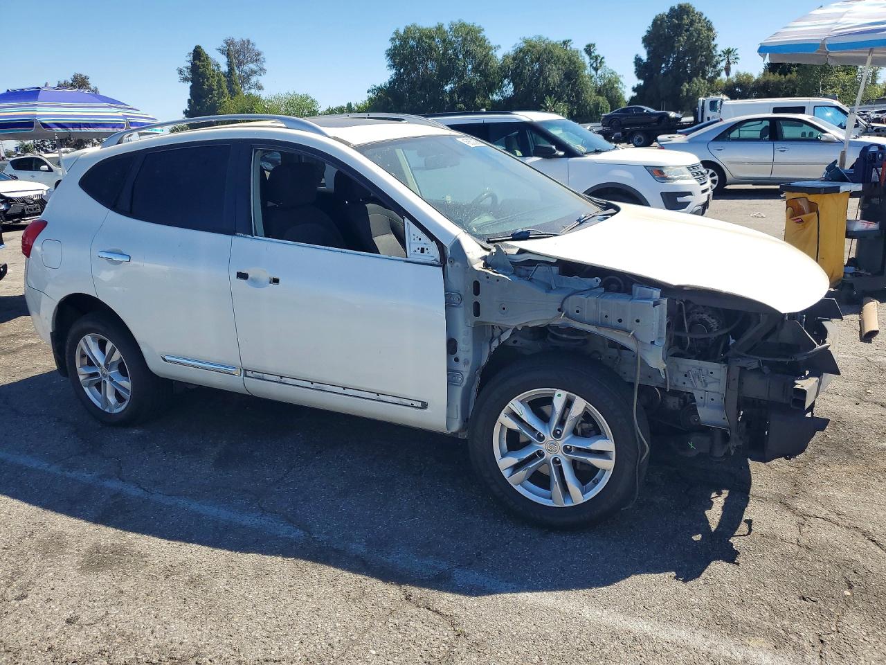 2013 NISSAN ROGUE S photo 4