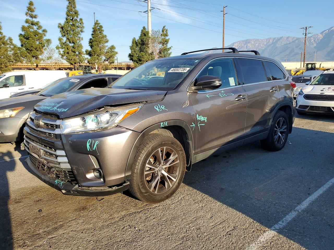 2019 TOYOTA HIGHLANDER