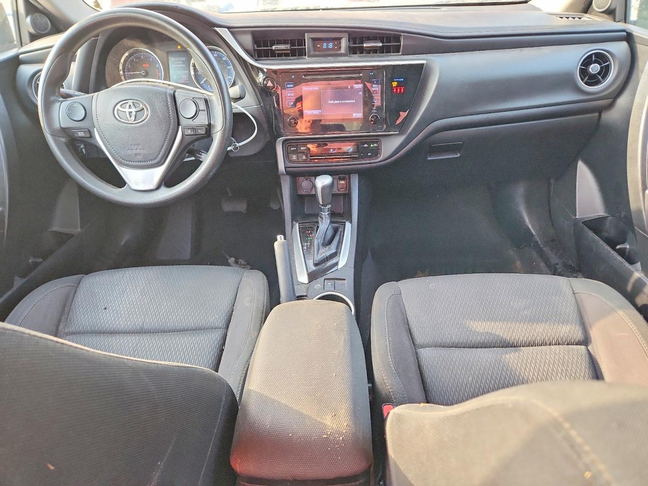 2019 TOYOTA COROLLA LE photo 15