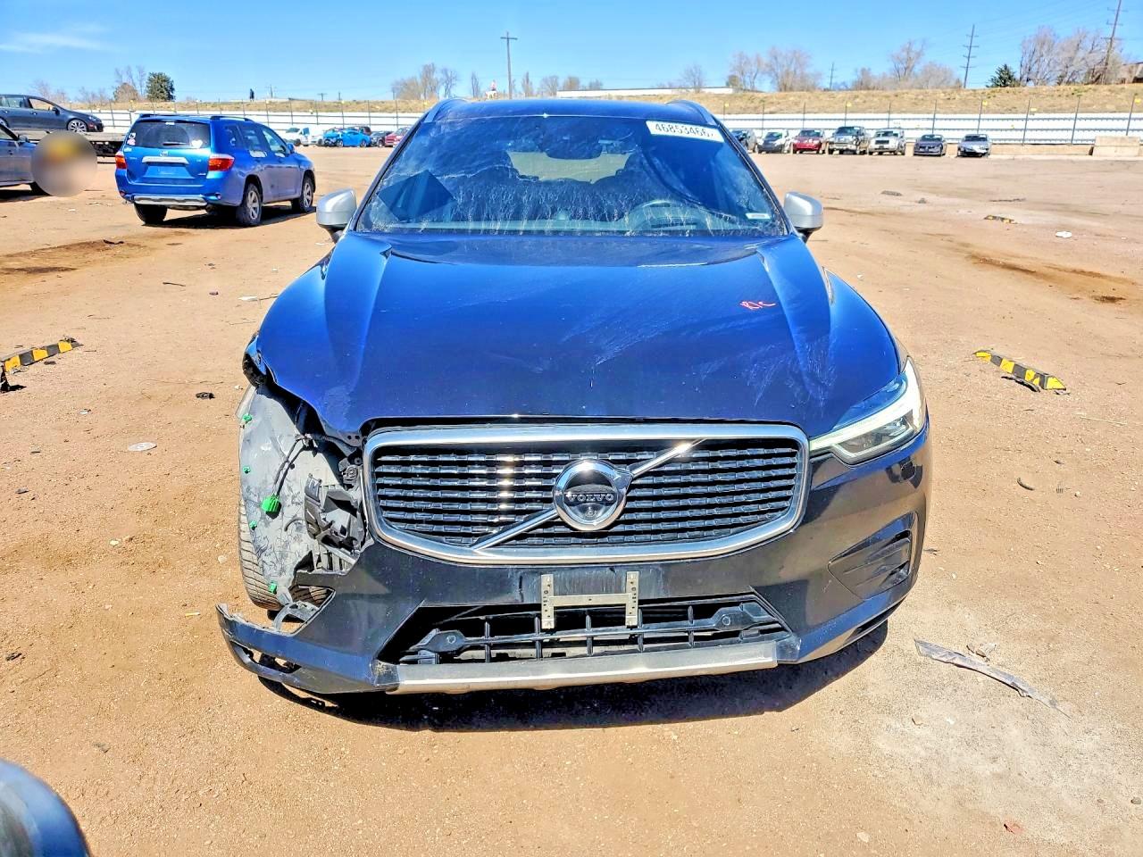 2019 VOLVO XC60 T6 R-DESIGN photo 9