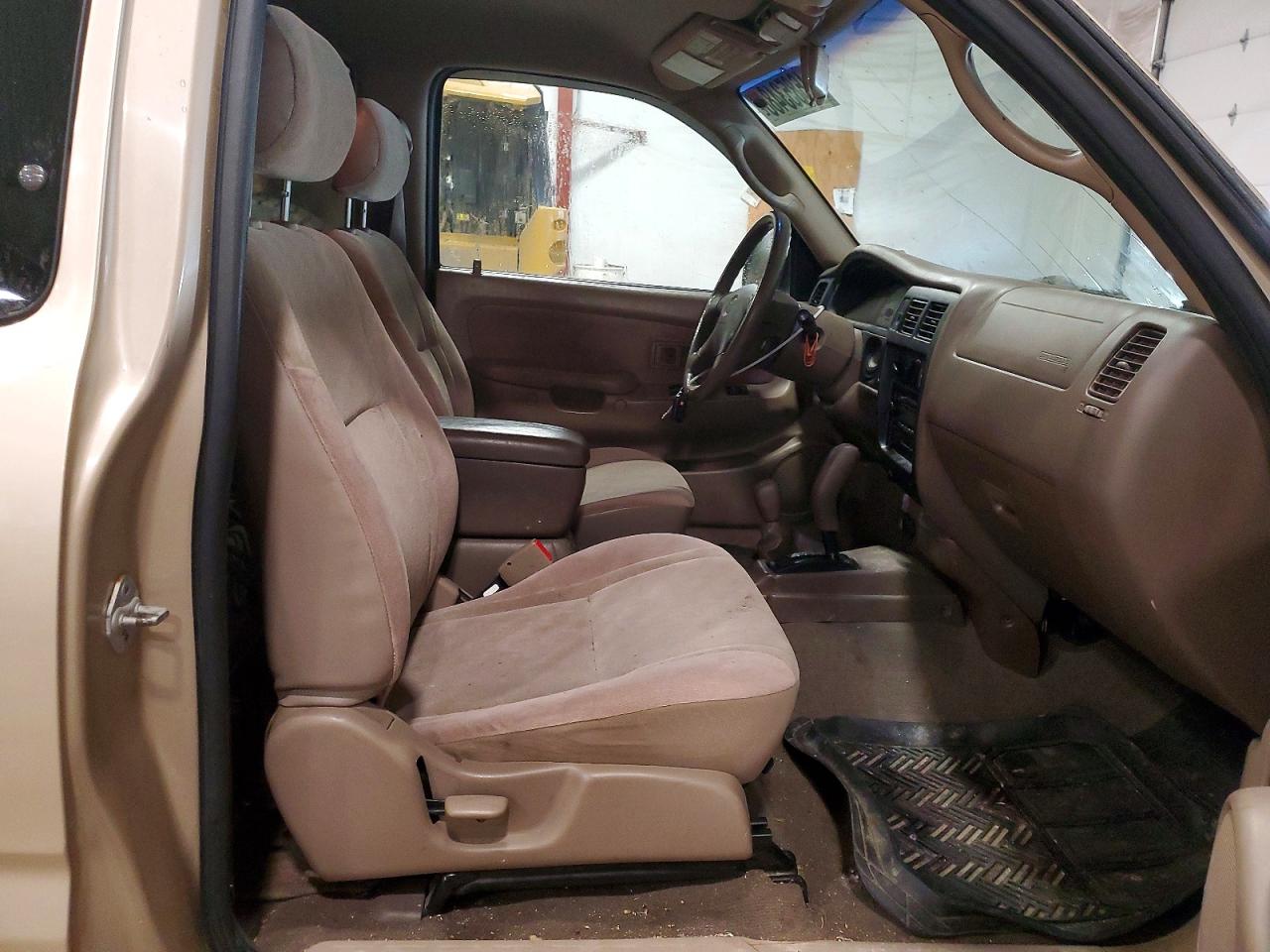 2004 TOYOTA TACOMA V6 photo 19