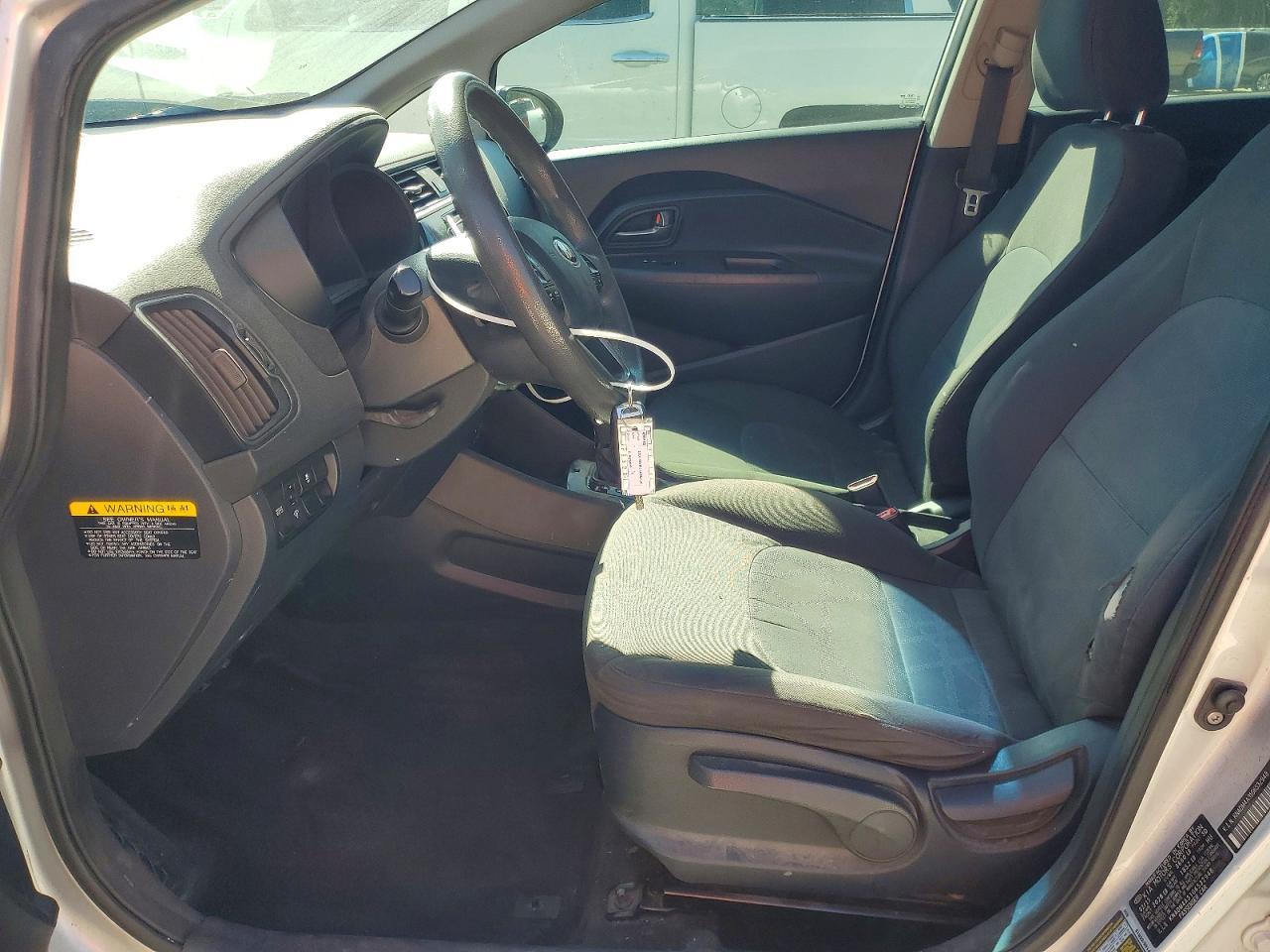 2016 KIA RIO LX photo 13