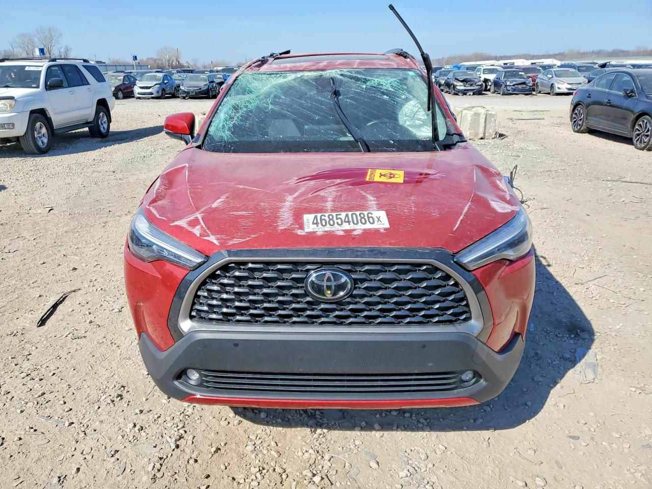2022 TOYOTA COROLLA CROSS XLE photo 9
