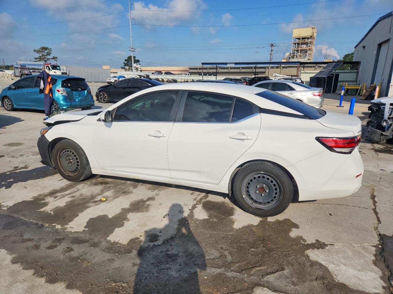 2023 NISSAN SENTRA S photo 3
